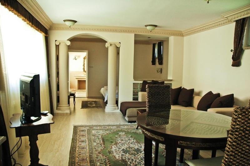 Gombos Apartman Apartment Hajduszoboszlo Room photo